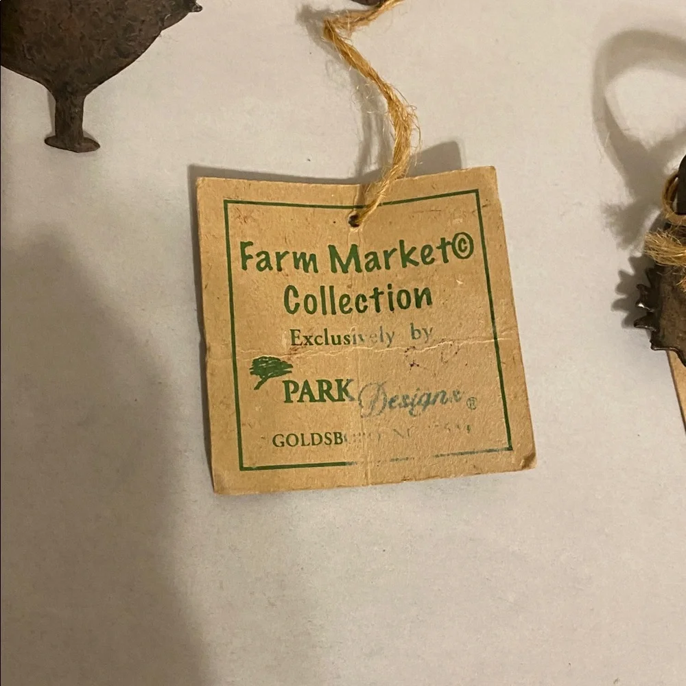 Brown Metal Chicken Rooster Napkin Rings Set of 4 Country Cottage Farmhouse